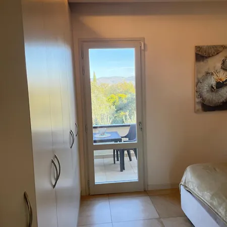 Con Piscina In Florence